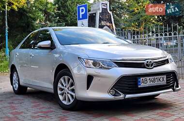 Седан Toyota Camry 2017 в 