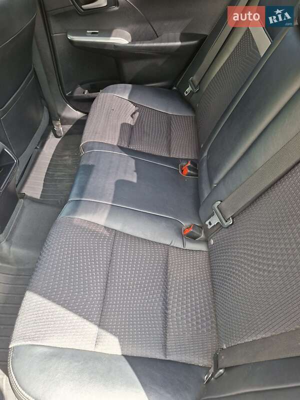 Седан Toyota Camry 2014 в Первомайську