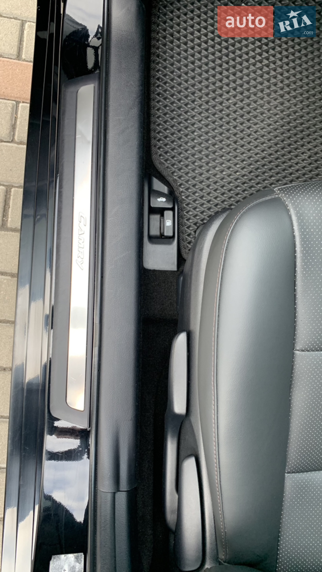2016 Toyota Camry - мініатюра 22