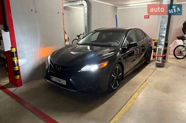 Седан Toyota Camry 2018 в 
