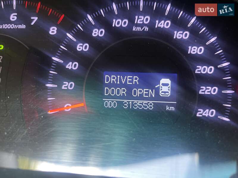 Седан Toyota Camry 2009 в Львові