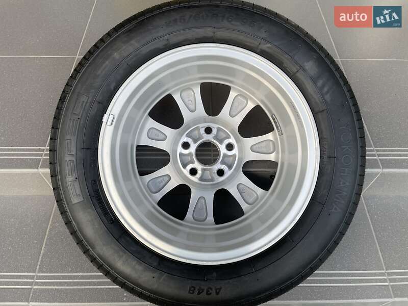 Седан Toyota Camry 2009 в Львові