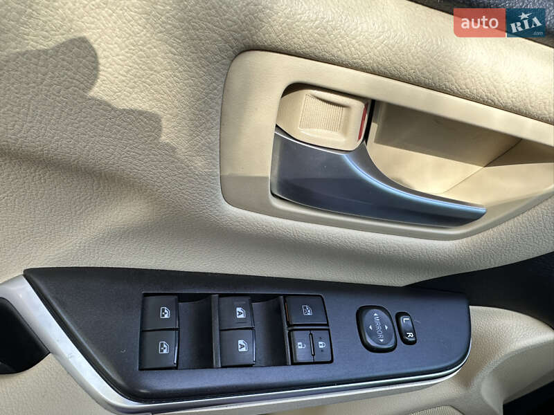 Седан Toyota Camry 2016 в Одесі