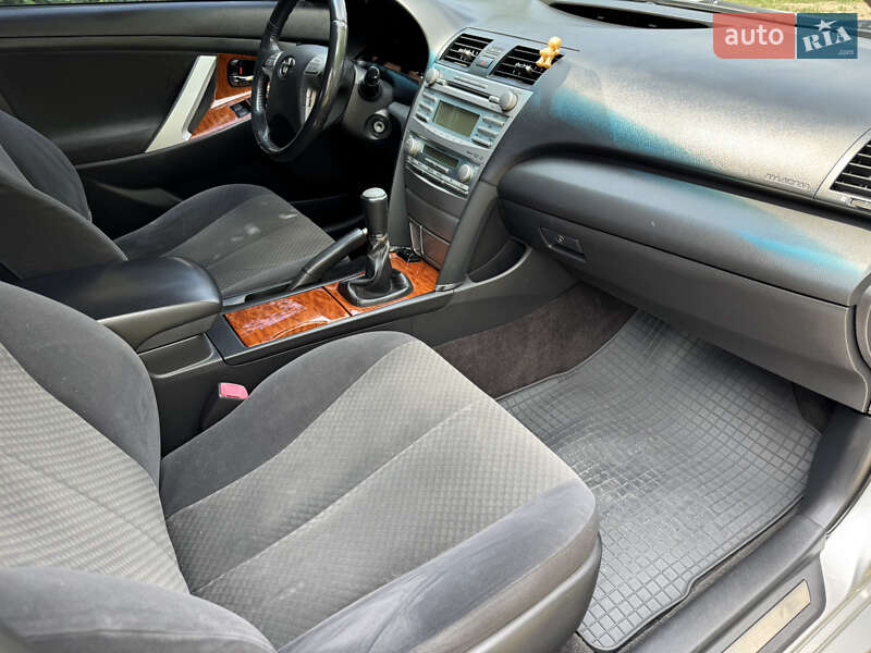 Седан Toyota Camry 2008 в Теребовлі