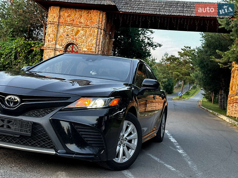 Седан Toyota Camry 2018 в Ужгороді фото 6 Седан Toyota Camry 2018 в Ужгороді