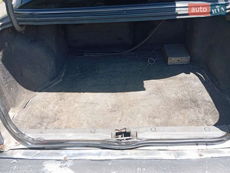 Седан Toyota Camry 1987 в Черновцах