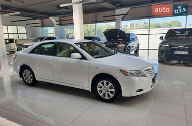 Седан Toyota Camry 2008 в Хмельницком