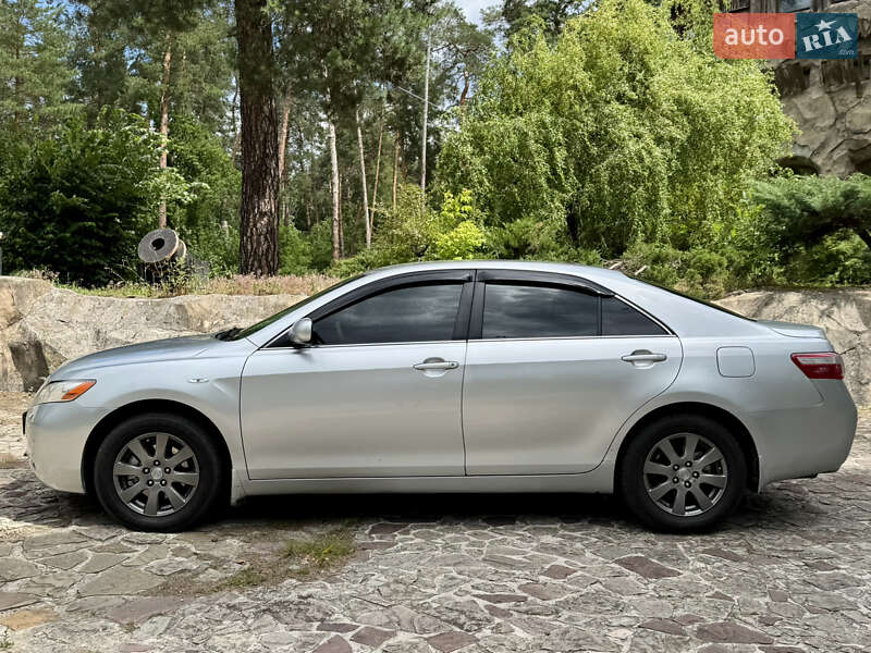 Седан Toyota Camry 2006 в Харькове