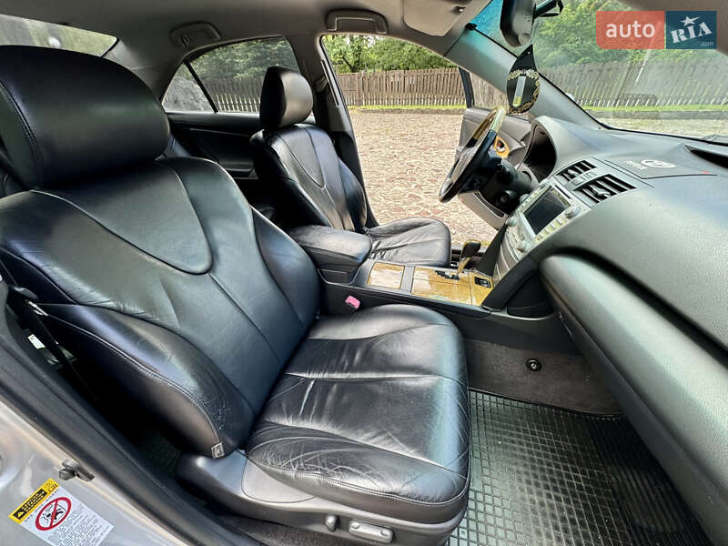 Седан Toyota Camry 2006 в Харькове