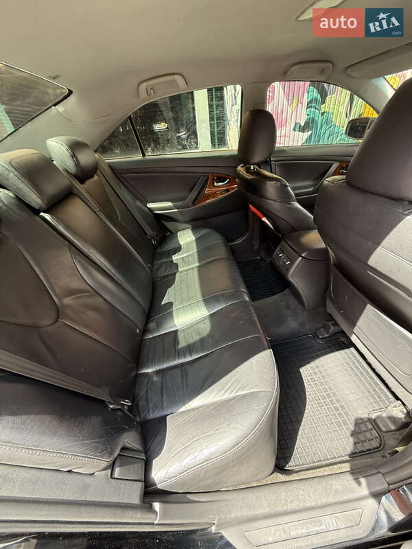 Седан Toyota Camry 2008 в Києві
