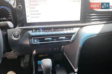 Седан Toyota Camry 2024 в 