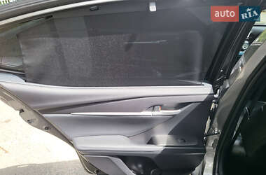 Седан Toyota Camry 2024 в 