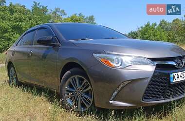 Седан Toyota Camry 2016 в Черкассах