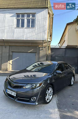 Седан Toyota Camry 2013 в Одесі