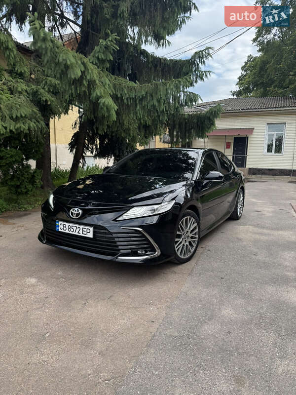 Toyota Camry 2021