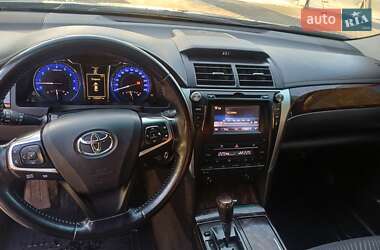 Седан Toyota Camry 2015 в 