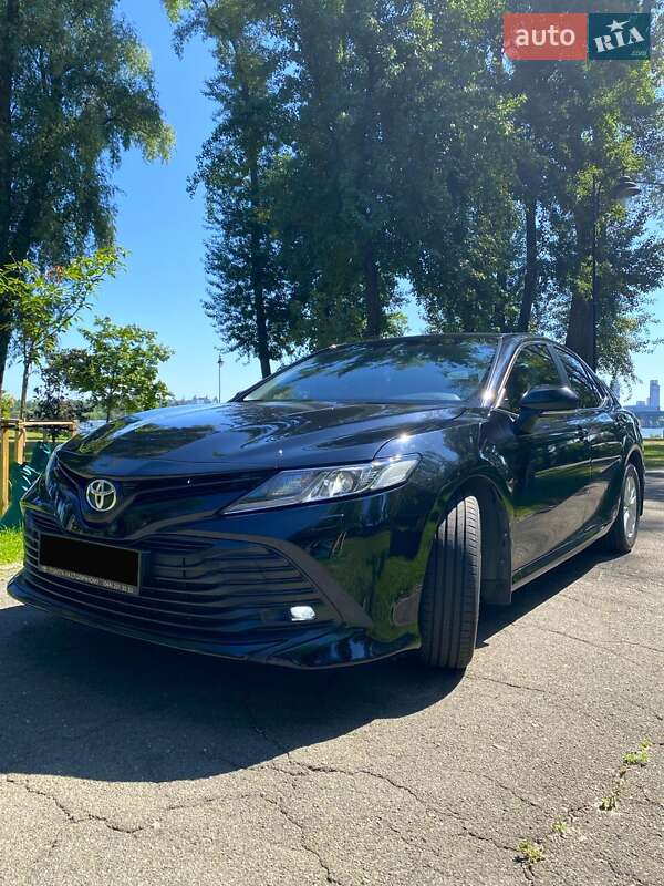Toyota Camry 2018