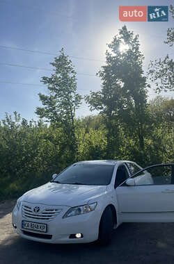 Седан Toyota Camry 2008 в Ладижині