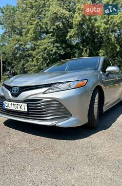 Седан Toyota Camry 2020 в Черкассах