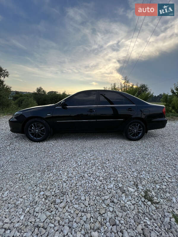 Седан Toyota Camry 2003 в Тернополі