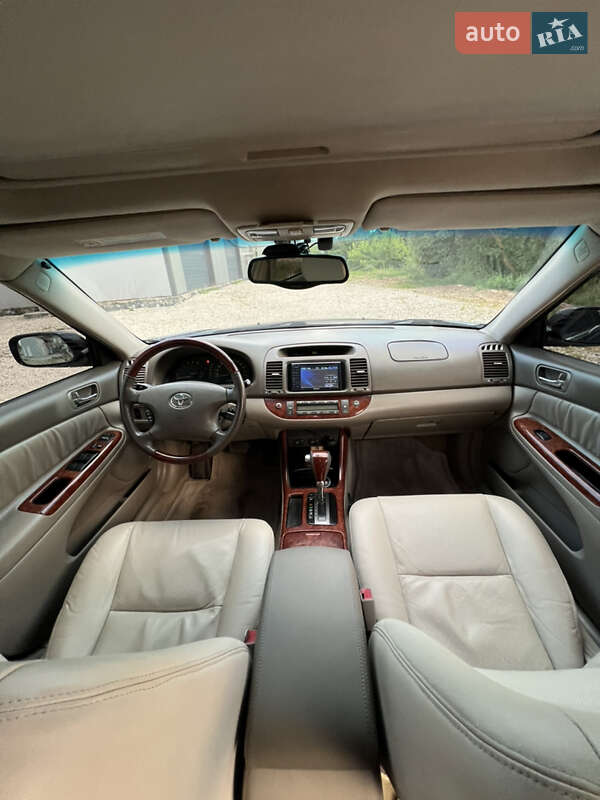 Седан Toyota Camry 2003 в Тернополі