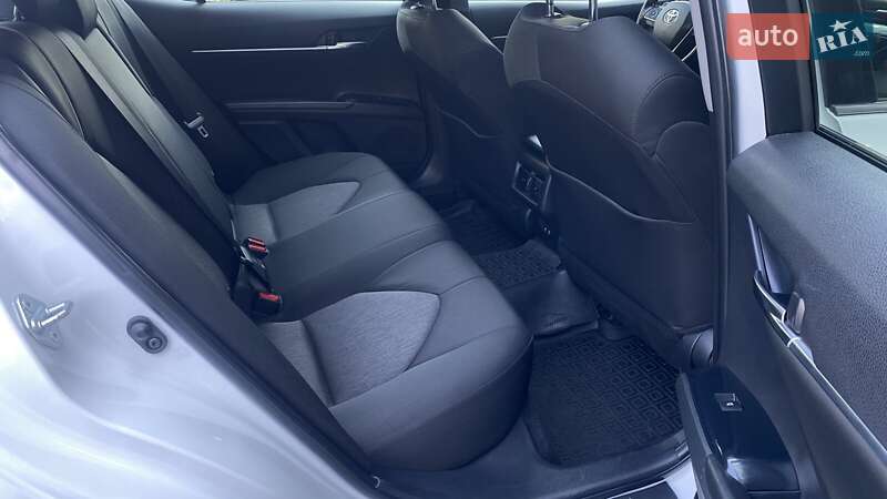 Седан Toyota Camry 2018 в Одесі
