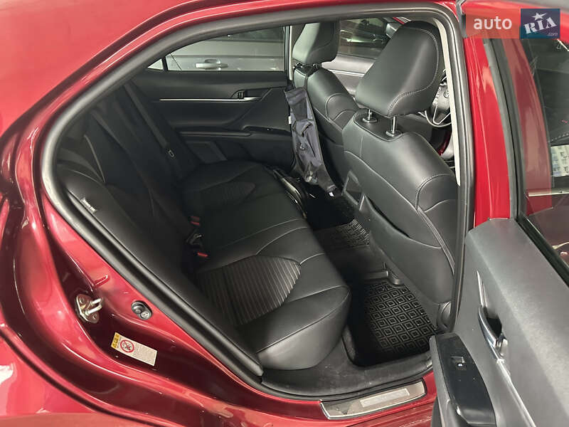 Седан Toyota Camry 2018 в Коцюбинском фото 3 Седан Toyota Camry 2018 в Коцюбинском