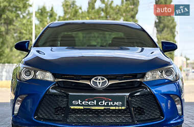 Седан Toyota Camry 2017 в Николаеве