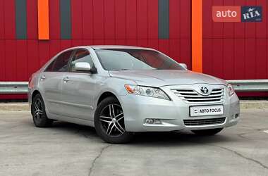 Седан Toyota Camry 2008 в Києві