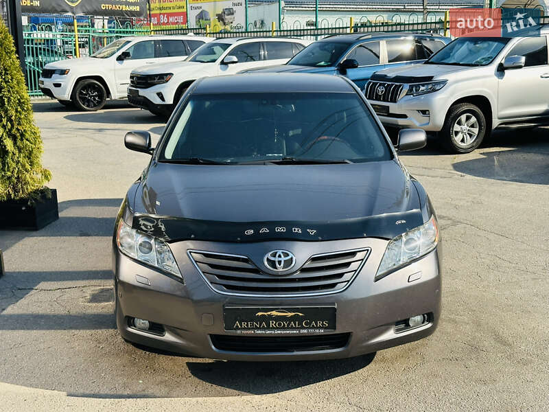 Седан Toyota Camry 2008 в Харькове