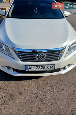 Седан Toyota Camry 2013 в Краматорську