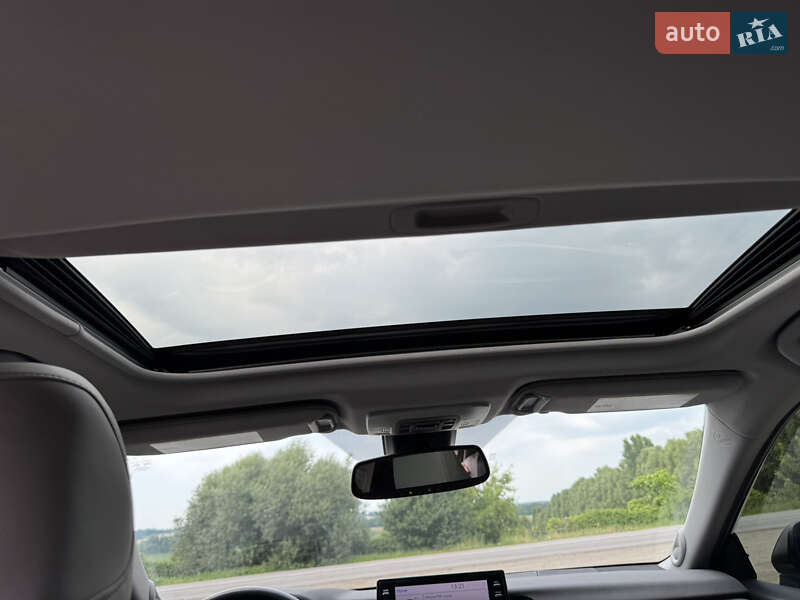 Седан Toyota Camry 2021 в Ирпене