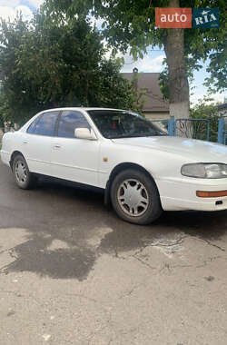 Седан Toyota Camry 1994 в Ровно