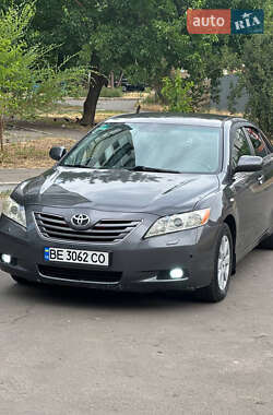 Седан Toyota Camry 2007 в Николаеве