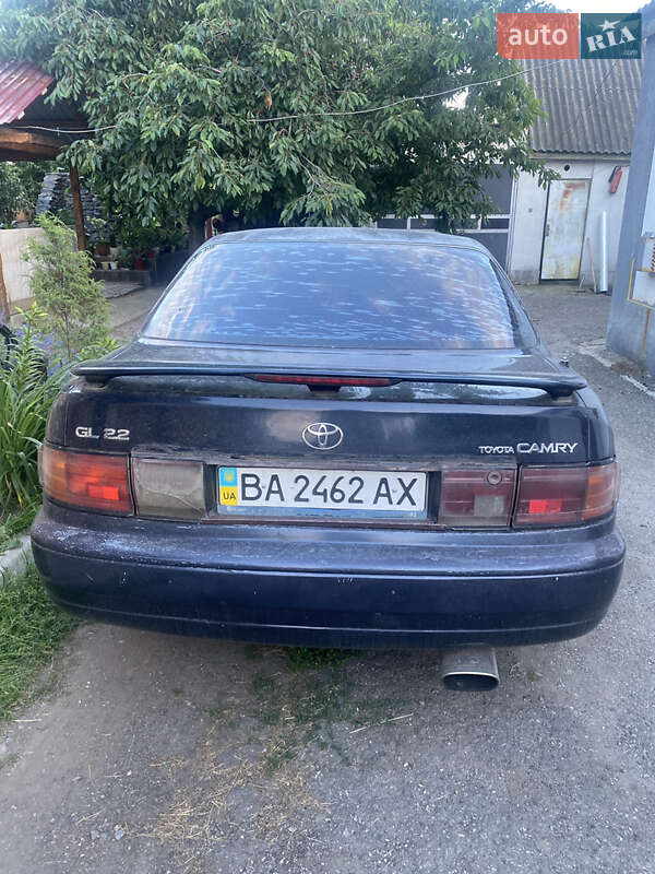 Седан Toyota Camry 1991 в Знаменке