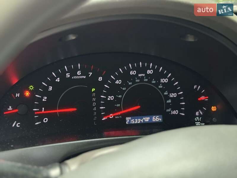 Седан Toyota Camry 2007 в Золочеве