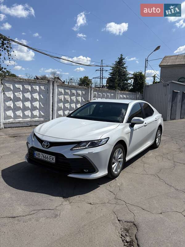 Toyota Camry 2023