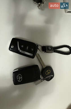 Седан Toyota Camry 2014 в 