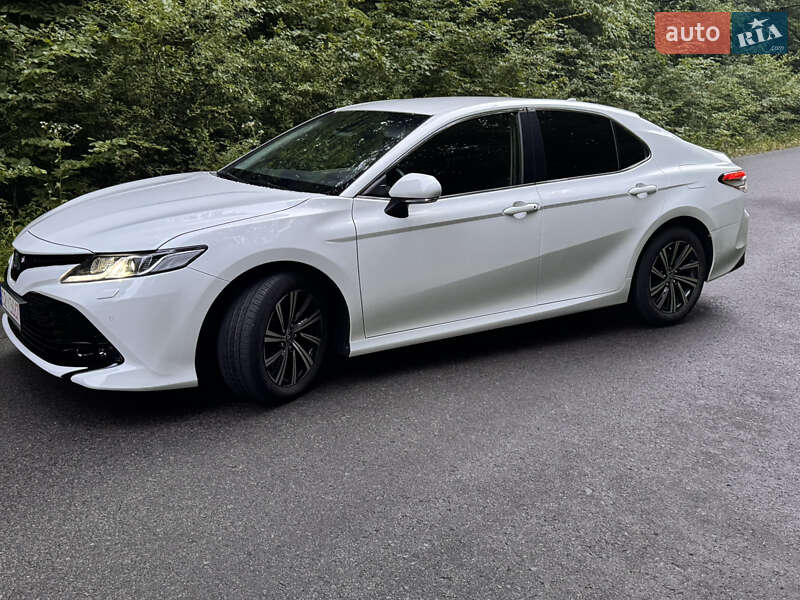 Седан Toyota Camry 2020 в Береговому фото 2 Седан Toyota Camry 2020 в Береговому