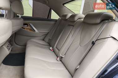 Седан Toyota Camry 2006 в 