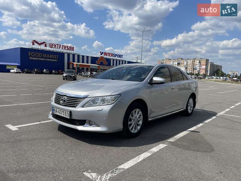 Седан Toyota Camry 2013 в Кропивницькому фото 15 Седан Toyota Camry 2013 в Кропивницькому