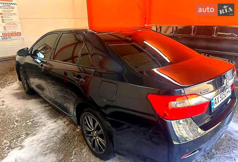 Toyota Camry 2011