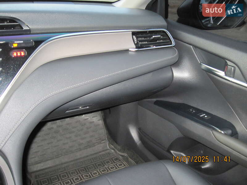 Седан Toyota Camry 2017 в Запорожье фото 19 Седан Toyota Camry 2017 в Запорожье