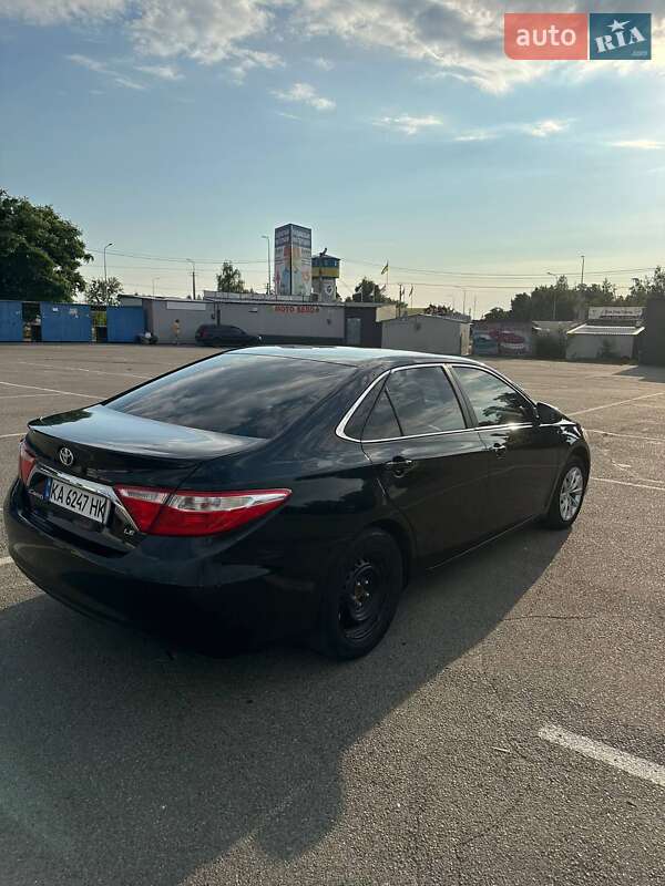 Седан Toyota Camry 2014 в Києві
