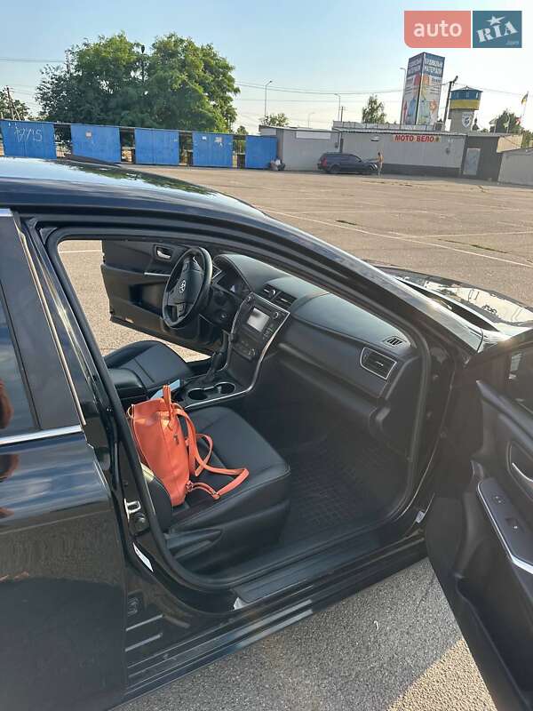 Седан Toyota Camry 2014 в Києві