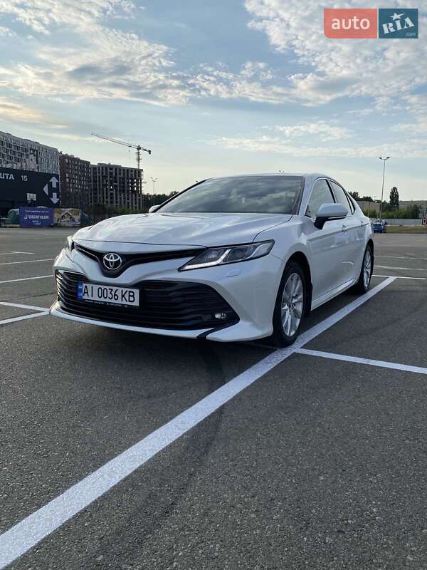 Toyota Camry 2020