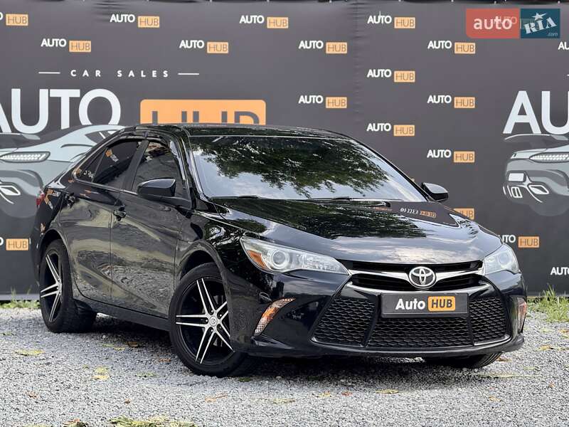 Toyota Camry 2016