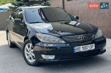 Седан Toyota Camry 2005 в Дніпрі