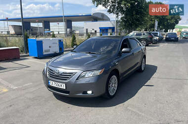 Седан Toyota Camry 2007 в Днепре