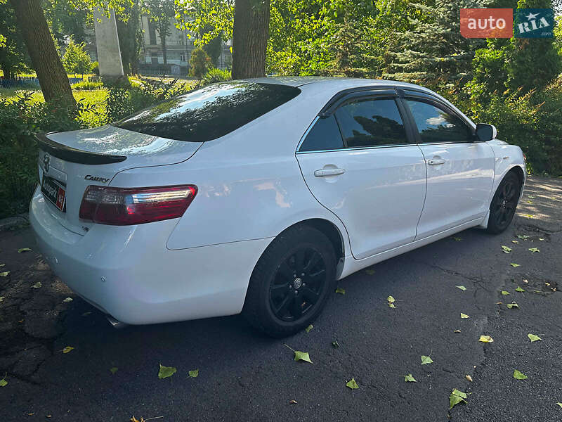 Седан Toyota Camry 2008 в Киеве